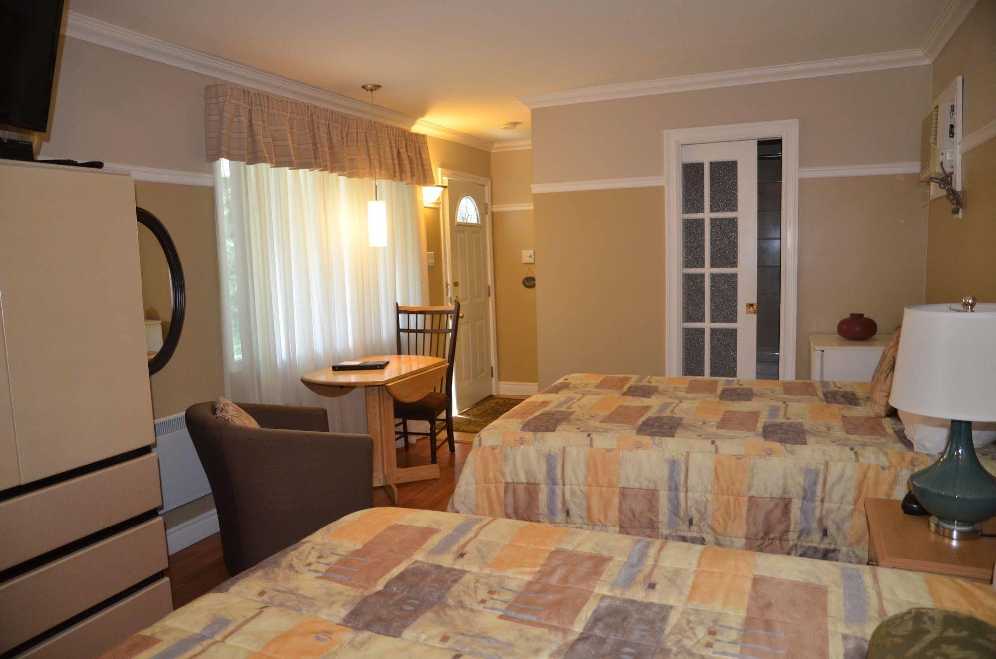 Motel Derfal Repentigny Exterior foto
